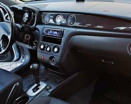 Серый Мицубиси Аутлендер, объемом двигателя 2.38 л и пробегом 228 тыс. км за 7900 $, фото 13 на Automoto.ua