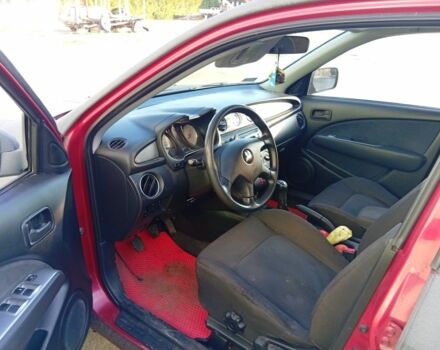 Сірий Міцубісі Аутлендер, об'ємом двигуна 2 л та пробігом 250 тис. км за 2800 $, фото 2 на Automoto.ua