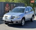 Сірий Міцубісі Аутлендер, об'ємом двигуна 2 л та пробігом 214 тис. км за 4500 $, фото 1 на Automoto.ua