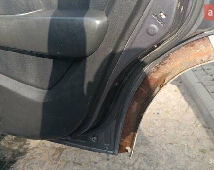 Серый Мицубиси Аутлендер, объемом двигателя 2.38 л и пробегом 600 тыс. км за 5700 $, фото 6 на Automoto.ua