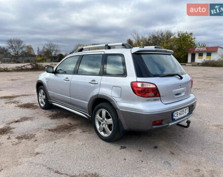 Серый Мицубиси Аутлендер, объемом двигателя 2.4 л и пробегом 264 тыс. км за 6300 $, фото 4 на Automoto.ua