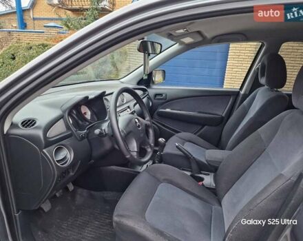 Серый Мицубиси Аутлендер, объемом двигателя 2 л и пробегом 240 тыс. км за 6300 $, фото 11 на Automoto.ua