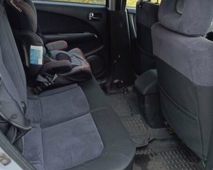 Сірий Міцубісі Аутлендер, об'ємом двигуна 2 л та пробігом 312 тис. км за 8300 $, фото 17 на Automoto.ua