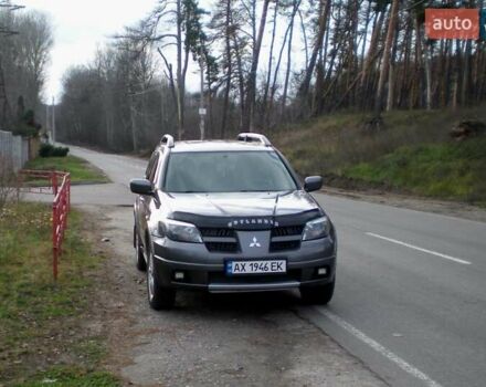 Серый Мицубиси Аутлендер, объемом двигателя 2.4 л и пробегом 235 тыс. км за 6500 $, фото 15 на Automoto.ua