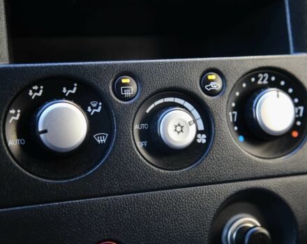 Серый Мицубиси Аутлендер, объемом двигателя 2.4 л и пробегом 200 тыс. км за 8950 $, фото 17 на Automoto.ua