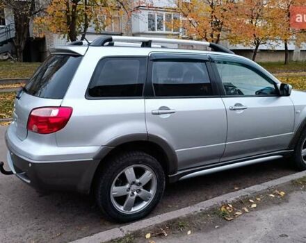 Сірий Міцубісі Аутлендер, об'ємом двигуна 2 л та пробігом 312 тис. км за 8300 $, фото 7 на Automoto.ua