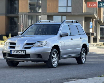 Сірий Міцубісі Аутлендер, об'ємом двигуна 2 л та пробігом 235 тис. км за 5200 $, фото 6 на Automoto.ua