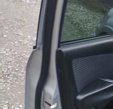 Серый Мицубиси Аутлендер, объемом двигателя 2.4 л и пробегом 261 тыс. км за 5700 $, фото 17 на Automoto.ua