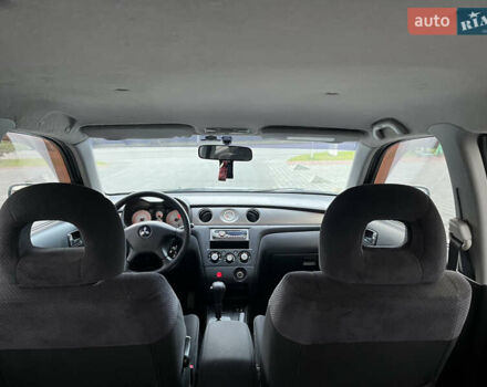 Серый Мицубиси Аутлендер, объемом двигателя 2.38 л и пробегом 180 тыс. км за 6000 $, фото 31 на Automoto.ua