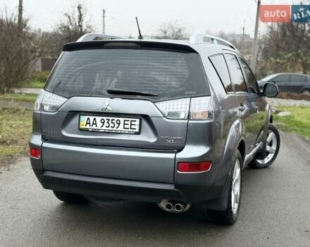 Сірий Міцубісі Аутлендер, об'ємом двигуна 3 л та пробігом 227 тис. км за 8900 $, фото 10 на Automoto.ua