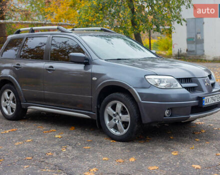 Міцубісі Аутлендер 2007 у Харкові на Automoto.ua Сірий Міцубісі Аутлендер, об'ємом двигуна 2.38 л та пробігом 283 тис. км за 6000 $, фото 3 на Automoto.ua
