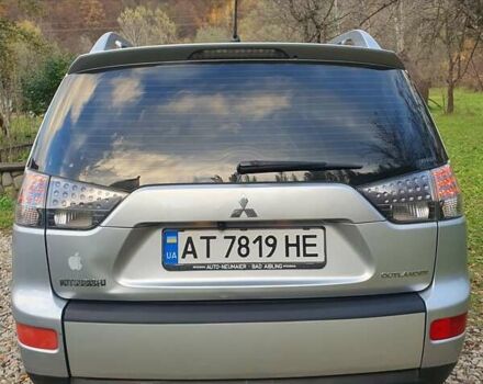 Міцубісі Аутлендер 2007 у Косове на Automoto.ua Сірий Міцубісі Аутлендер, об'ємом двигуна 2 л та пробігом 320 тис. км за 7500 $, фото 10 на Automoto.ua