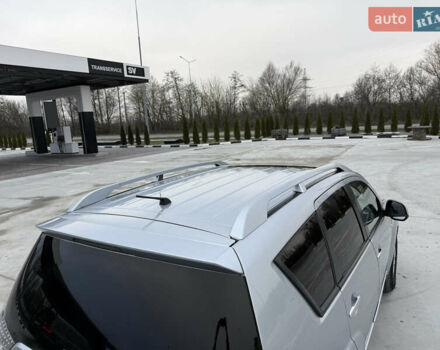 Серый Мицубиси Аутлендер, объемом двигателя 2 л и пробегом 299 тыс. км за 7750 $, фото 41 на Automoto.ua