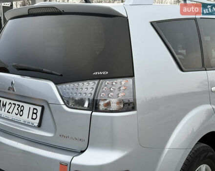 Серый Мицубиси Аутлендер, объемом двигателя 2 л и пробегом 299 тыс. км за 7750 $, фото 39 на Automoto.ua