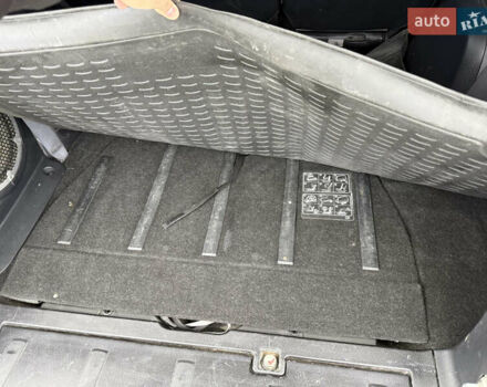 Серый Мицубиси Аутлендер, объемом двигателя 2 л и пробегом 299 тыс. км за 7750 $, фото 38 на Automoto.ua