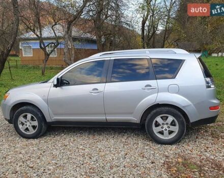 Міцубісі Аутлендер 2007 у Косове на Automoto.ua Сірий Міцубісі Аутлендер, об'ємом двигуна 2 л та пробігом 320 тис. км за 7500 $, фото 6 на Automoto.ua