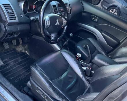 Міцубісі Аутлендер 2007 у Петропавловке на Automoto.ua Сірий Міцубісі Аутлендер, об'ємом двигуна 2 л та пробігом 320 тис. км за 4700 $, фото 6 на Automoto.ua