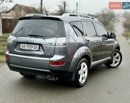Сірий Міцубісі Аутлендер, об'ємом двигуна 3 л та пробігом 227 тис. км за 8900 $, фото 13 на Automoto.ua