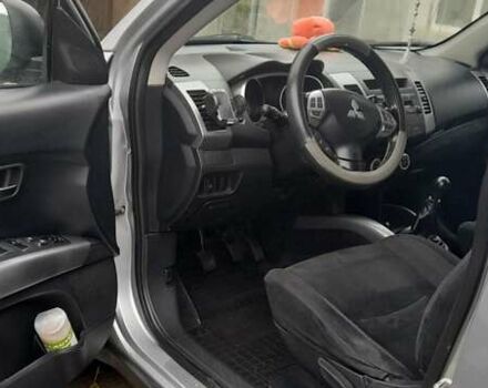 Сірий Міцубісі Аутлендер, об'ємом двигуна 1.97 л та пробігом 197 тис. км за 8999 $, фото 27 на Automoto.ua