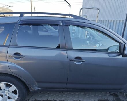 Сірий Міцубісі Аутлендер, об'ємом двигуна 3 л та пробігом 320 тис. км за 7500 $, фото 5 на Automoto.ua