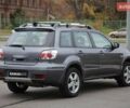 Серый Мицубиси Аутлендер, объемом двигателя 0 л и пробегом 240 тыс. км за 7200 $, фото 5 на Automoto.ua