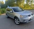 Сірий Міцубісі Аутлендер, об'ємом двигуна 2.4 л та пробігом 210 тис. км за 8500 $, фото 1 на Automoto.ua