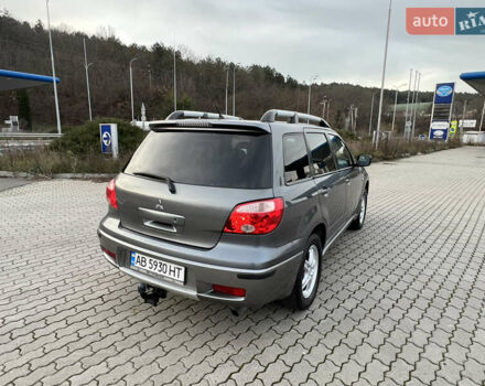 Сірий Міцубісі Аутлендер, об'ємом двигуна 2 л та пробігом 192 тис. км за 6400 $, фото 3 на Automoto.ua