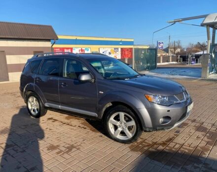 Сірий Міцубісі Аутлендер, об'ємом двигуна 2 л та пробігом 410 тис. км за 4600 $, фото 5 на Automoto.ua