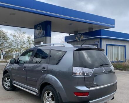 Міцубісі Аутлендер 2007 у Славянске на Automoto.ua Сірий Міцубісі Аутлендер, об'ємом двигуна 2 л та пробігом 121 тис. км за 5300 $, фото 4 на Automoto.ua