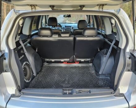 Сірий Міцубісі Аутлендер, об'ємом двигуна 0 л та пробігом 320 тис. км за 4049 $, фото 10 на Automoto.ua