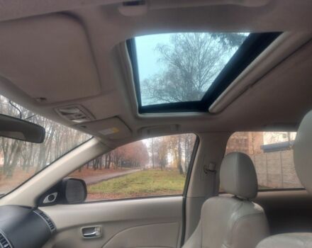 Сірий Міцубісі Аутлендер, об'ємом двигуна 2 л та пробігом 245 тис. км за 8600 $, фото 6 на Automoto.ua