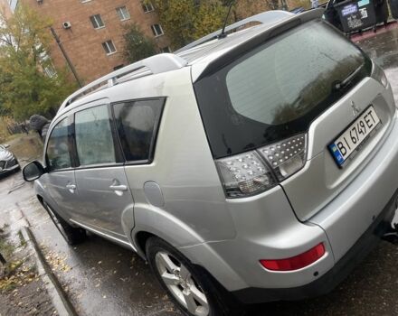 Серый Мицубиси Аутлендер, объемом двигателя 0 л и пробегом 319 тыс. км за 6900 $, фото 2 на Automoto.ua