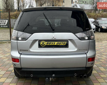 Серый Мицубиси Аутлендер, объемом двигателя 1.97 л и пробегом 310 тыс. км за 7600 $, фото 5 на Automoto.ua