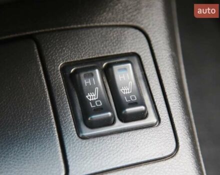 Серый Мицубиси Аутлендер, объемом двигателя 0 л и пробегом 240 тыс. км за 7200 $, фото 18 на Automoto.ua