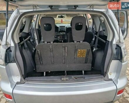 Серый Мицубиси Аутлендер, объемом двигателя 2 л и пробегом 332 тыс. км за 7650 $, фото 24 на Automoto.ua