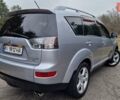 Серый Мицубиси Аутлендер, объемом двигателя 3 л и пробегом 197 тыс. км за 9500 $, фото 4 на Automoto.ua