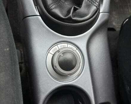 Серый Мицубиси Аутлендер, объемом двигателя 2 л и пробегом 260 тыс. км за 8400 $, фото 11 на Automoto.ua