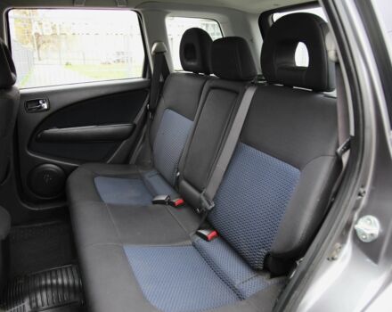 Серый Мицубиси Аутлендер, объемом двигателя 2.4 л и пробегом 240 тыс. км за 7200 $, фото 7 на Automoto.ua