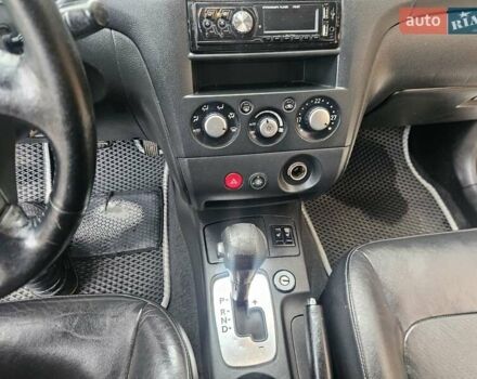 Сірий Міцубісі Аутлендер, об'ємом двигуна 2.38 л та пробігом 267 тис. км за 6300 $, фото 29 на Automoto.ua