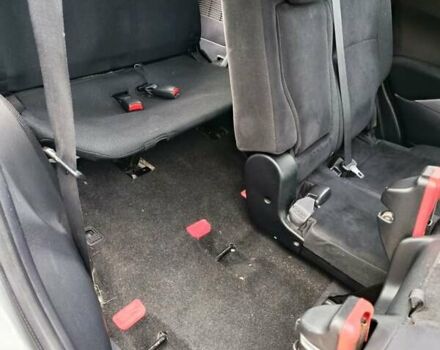 Серый Мицубиси Аутлендер, объемом двигателя 2 л и пробегом 332 тыс. км за 7650 $, фото 26 на Automoto.ua