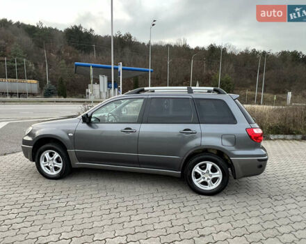 Сірий Міцубісі Аутлендер, об'ємом двигуна 2 л та пробігом 192 тис. км за 6400 $, фото 11 на Automoto.ua