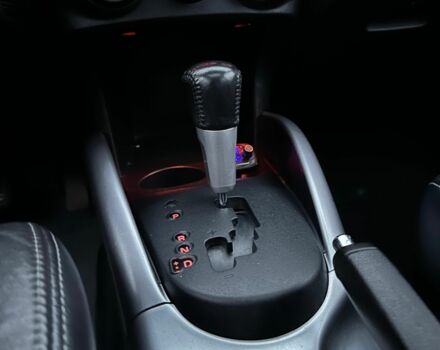 Серый Мицубиси Аутлендер, объемом двигателя 3 л и пробегом 129 тыс. км за 10500 $, фото 18 на Automoto.ua