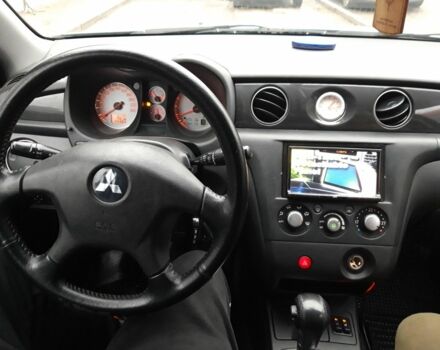 Сірий Міцубісі Аутлендер, об'ємом двигуна 2.4 л та пробігом 190 тис. км за 6000 $, фото 7 на Automoto.ua