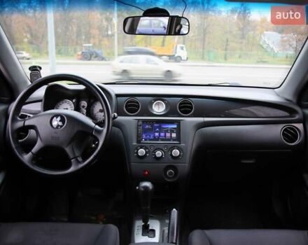 Серый Мицубиси Аутлендер, объемом двигателя 0 л и пробегом 240 тыс. км за 7200 $, фото 11 на Automoto.ua