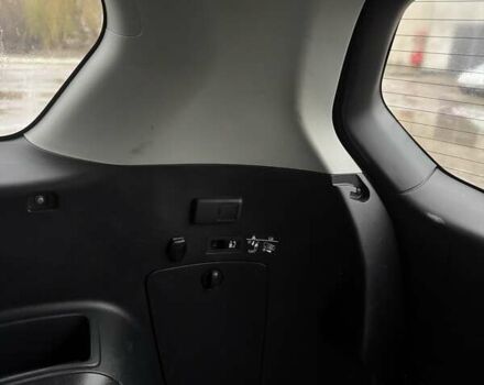 Серый Мицубиси Аутлендер, объемом двигателя 2 л и пробегом 260 тыс. км за 8400 $, фото 17 на Automoto.ua