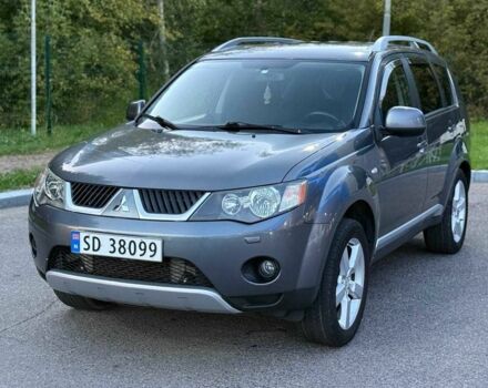 Сірий Міцубісі Аутлендер, об'ємом двигуна 2 л та пробігом 270 тис. км за 4600 $, фото 2 на Automoto.ua
