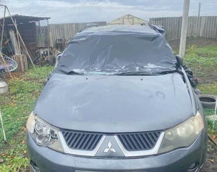 Серый Мицубиси Аутлендер, объемом двигателя 1.97 л и пробегом 250 тыс. км за 4000 $, фото 2 на Automoto.ua