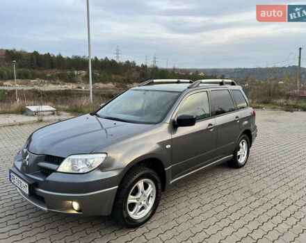 Серый Мицубиси Аутлендер, объемом двигателя 2 л и пробегом 196 тыс. км за 6450 $, фото 21 на Automoto.ua