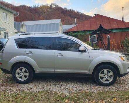 Серый Мицубиси Аутлендер, объемом двигателя 2 л и пробегом 320 тыс. км за 7500 $, фото 12 на Automoto.ua