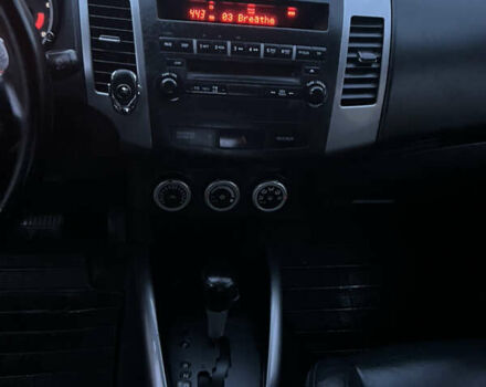 Серый Мицубиси Аутлендер, объемом двигателя 2.4 л и пробегом 236 тыс. км за 7600 $, фото 40 на Automoto.ua